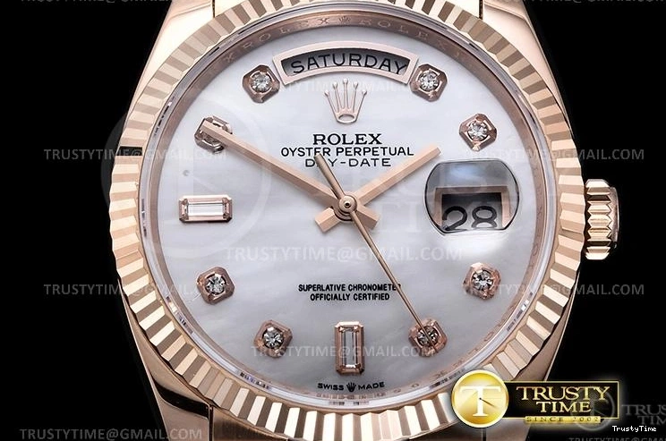 1120 RDD0223A – DayDate 36mm Packable 702